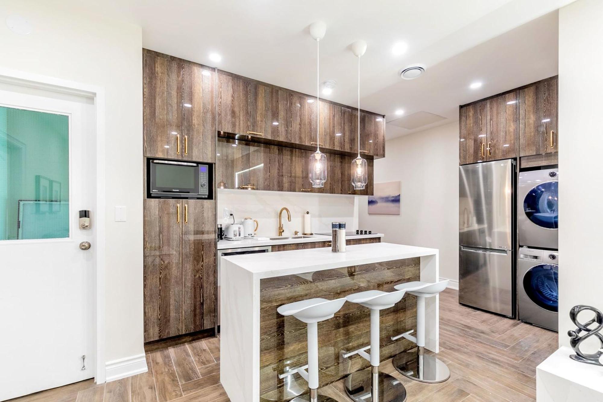 Modern Pet-Friendly Chinatown Apartment Toronto Kültér fotó